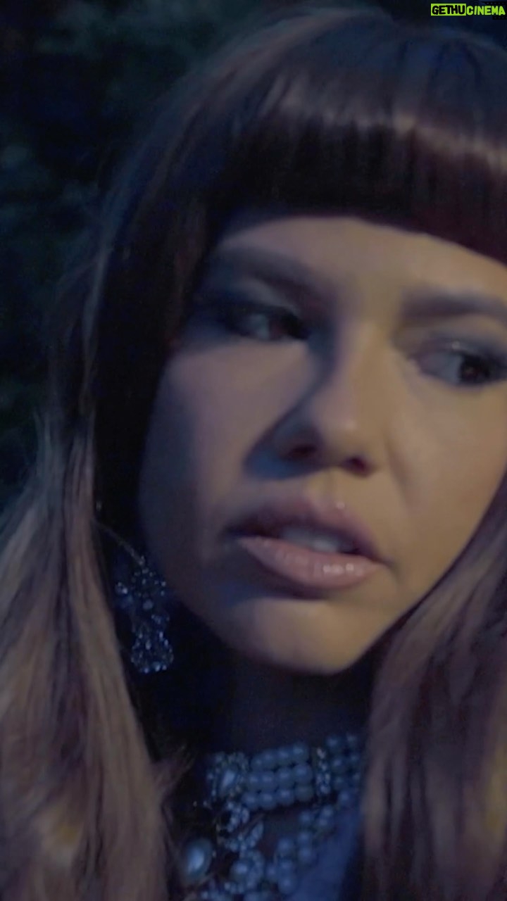 Chanel West Coast Instagram - Need a good love song for #ValentinesDay ? Check out my song #Vinyl 🤗♥️