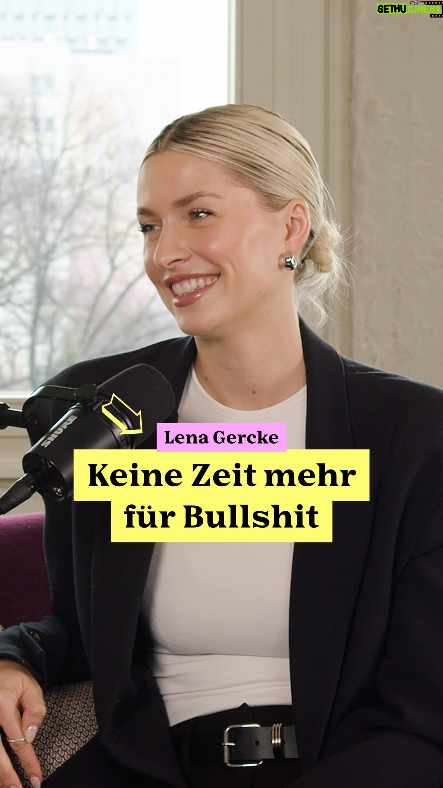 Lena Gercke Instagram - Keine Zeit mehr für Bullshit! ❌
Money Talk mit @lenagercke – in der neuen Baby got Business-Folge sprechen wir über das Thema Geld: Wofür gibt sie das meiste Geld aus? Wie investiert sie? Und: Was würde sie niemals für Geld machen? Jetzt überall, wo es Podcasts gibt und zum Anschauen auf Youtube 🎧📹