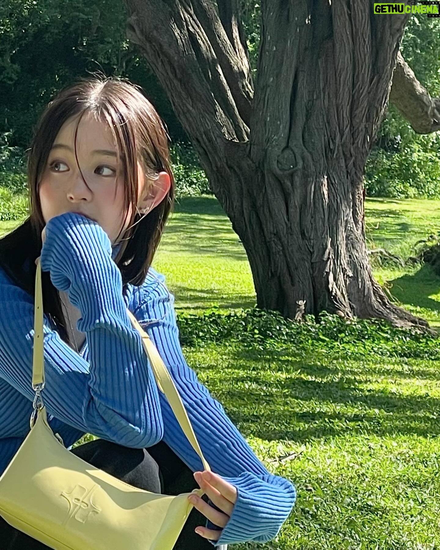 Park Ji-hu Instagram - πποΈπ¨π«Άπ» @findkapoor