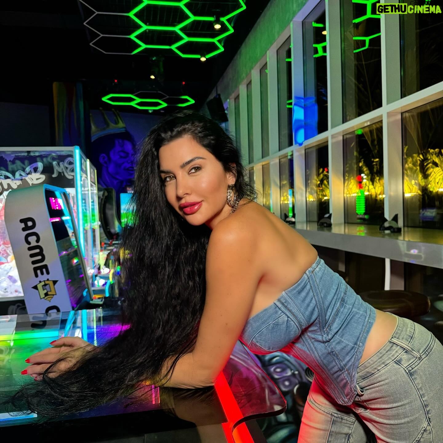 Lamitta Frangieh Instagram - Weekend games fun by @FashionNova π
- fast nights faux leather jacket
- base for tonight denim corset
- safe journey Moto jeans
.
.
#fashionnovababe #fashionnovaembassador #usa #lamittafrangieh #fashionnovapartner #february