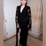 Sophia Bush Instagram - I know there’s a football game on this evening but I also need you all to know that this week I got to ask Shauna Sadecki about what really happened out there AND Cher Horowitz if she did like, totally pause. 🐝⚽️✈️🛑

Bless you @csiriano for making it happen. Congratulations on your beautiful show. It was a gift to be reminded that we can make beauty and art.