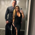 Mandy Rose Instagram - Couldn’t be more happy for my best friend @sonyadevillewwe & @fit_tonicassano who tied the knot this weekend!! 💒 So happy for you both and excited for your journey, you deserve it all!! 😘🙏🏻🖤🖤

📸 @people

Honestly, wish I had more photos but we really were in the moment which is a great thing!! 😅