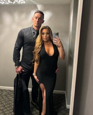 Amanda Saccomanno Instagram - Couldn’t be more happy for my best friend @sonyadevillewwe & @fit_tonicassano who tied the knot this weekend!! 💒 So happy for you both and excited for your journey, you deserve it all!! 😘🙏🏻🖤🖤

📸 @people

Honestly, wish I had more photos but we really were in the moment which is a great thing!! 😅