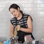 Judy Ann Santos Instagram - Prep time ⏱️ for tonight’s #AngrydoboOppositesAttract Chef’s Night! ❤️ 

#JudyAnnSantosAgoncillo