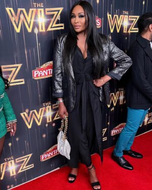 Cynthia Bailey Instagram - spent my valentine’s day easing on down the road to support my girl @kandi last night!🪄
#thewiz is soooo good! 
i was blown away by all of the incredible performances! 
definitely a must see! 
congrats kandi! 
i am sorry i tricked you and told you i couldn’t make it & surprised you!😜

my outfit: @derekwarburton closet