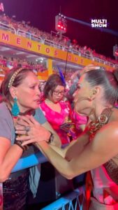 Susana Vieira Instagram - E esse encontro entre @dedesecco e @susanavieiraoficial? 😍 #CarnavalNoMultishow