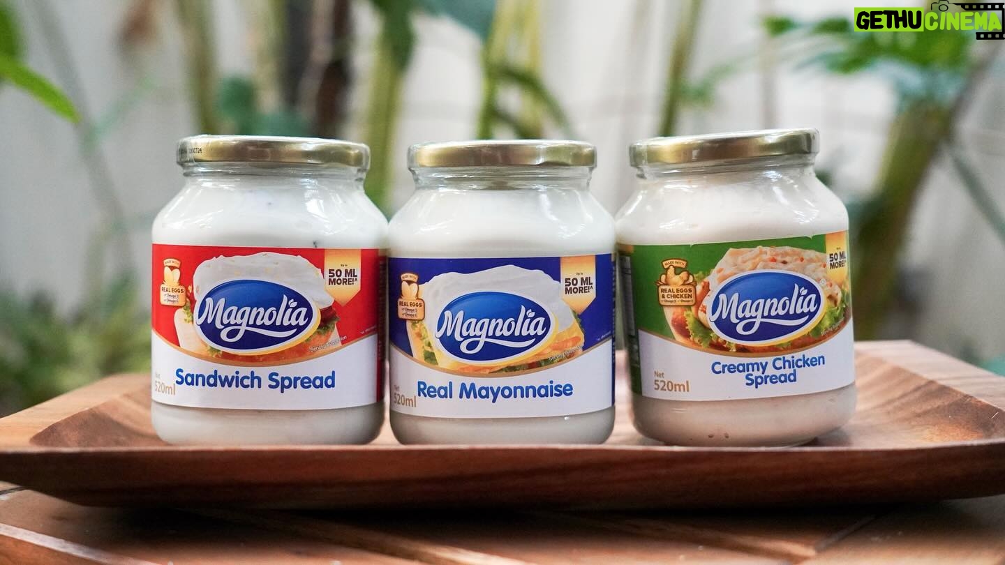 Judy Ann Santos Instagram - May bago mga mommies! Nasa JARS na ang tamang tamis-asim sarap ng Magnolia Real Mayonnaise and Spreads na paborito ni Luna at Lucho!
Tamang tamis-asim sarap na, siguradong sulit pa dahil mas mura at “UP TO 50ML MORE!” pa ang laman ng 520ml jar vs other brands! Available in 520ml and 250ml jars, at mabibili na sa supermarkets at groceries mga mommies kaya i-try niyo na rin! Also available in Shopee and Lazada!
Shopee – http://tinyurl.com/23frk6jy
Lazada – http://tinyurl.com/34fjmh67
ASC Ref code: M0142P021524M