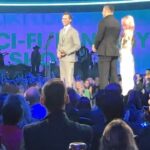 Antonia Gentry Instagram - first people’s choice brought my pops got blurry photo of tom hiddleston saw lenny kravitz perform reunited with @briannehowey @katiedouglas98 and @sllampy ate a tiny doughnut for dinner too sleepy for after party love you all can’t wait for s3 

hair: @themartyharper using @aveda 
makeup: @danadelaney 
styled by: @thomascarterphillips wearing vintage @ysl