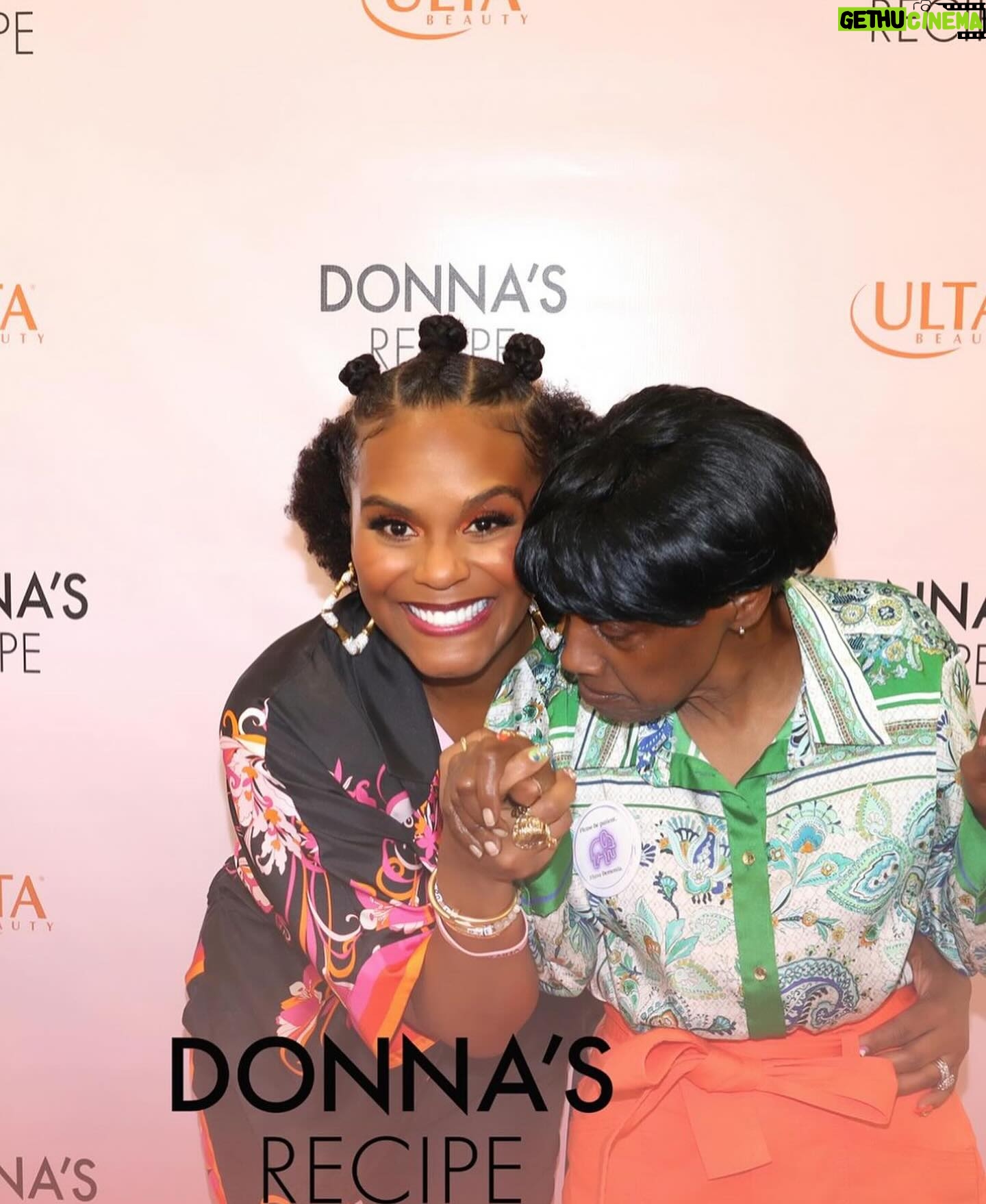Tabitha Brown Instagram - What a joy meeting everyone today at our @DonnasRecipe x @ultabeauty Meet & Greet!!! Loved seeing @iamgertrudejordan and everyone!!!! Warmed our hearts 🥰 #GoodfortheSoul