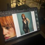 Clara Galle Instagram - Todo está en la actituuuuuuuuud!!!!✨🫰🏻🖤 

Me uno a @Kerastase_Official que con esta portada de #VogueCabello , con mucha ilusión y con @jesusdepaula siempre de la mano. 🪮🖤

@voguespain