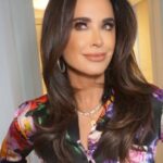 Kyle Richards Instagram - NYC press day! 
Jewlery @antonjewellery 
@foundrae 
Top @lagencefashion 
Hair @juliusmichael1 
Make up @priscilladistasio