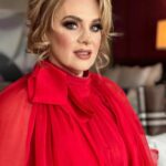 Erika Buenfil Instagram - Women  in red.  #makeup @pattysbeautysalon  #enlosgrammys