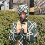 BIBI Instagram – 💚💛 @burberry #ad