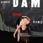 Sofie Dossi Instagram – Damsel premier last night🖤 @netflix @netflixfilm
