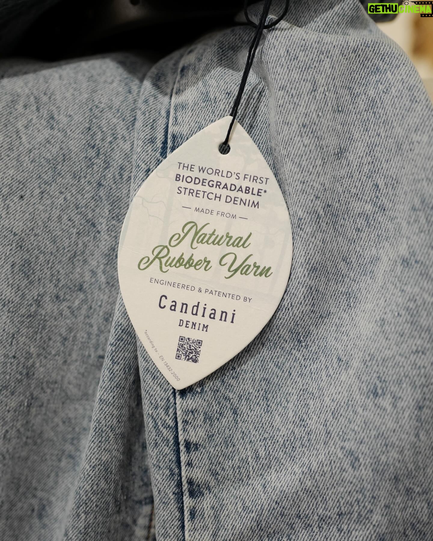 Nikki Reed Instagram - Biodegradable denim used to grow the dinner on our plate!!! WHAT?! When the soil makes the clothing and the clothing makes the food- never have these two industries that have always been part of each other, come together in this way to open up new pathways for what is possible until now. What you see here is circular fashion and regenerative agriculture becoming one, through food. Agriculture has always been a part of the fashion supply chain - from the raw materials grown to produce fashion, to the degradation of the environment due to the toxicity of the fashion industry. For better or for worse, they have danced together. But now, for the first time ever, that dance is shifting to one of possibility and positivity through this denim / tomato story. By using fully compostable @candianidenim denim to feed the soil, @quintosapore grew the very food we ate, which will forever change the standard of both fashion and food!!! MY MIND IS BLOWN!!!!!!! Thank you @liviafirth for your desire to push the boundaries of what is possible along with your twin brothers @mr.eco81 and @ale_giuggioli , and this beautiful room of people you bring together year after year!
Denim Skirt by @triarchy using @candianidenim
Coat from my closet by @motherofpearl
The perfect white T from my closet by @midheavendenim