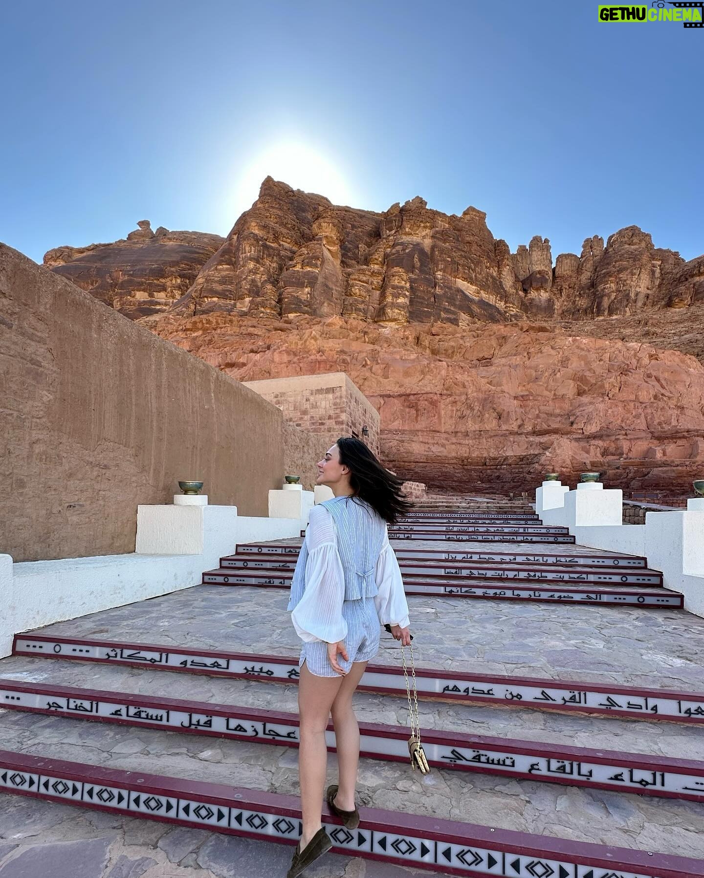 Rabia Soytürk Instagram - galeride kalmasın serisi