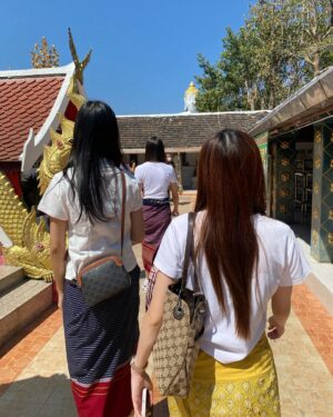 Pattranite Limpatiyakorn Instagram - สวัสดีเจ้าาา🐝🤟🏻🫶🏻🌞