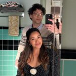 Gina Rodriguez Instagram – #Nelward @notdeadyetabc Wednesdays at 8:30pm on @abcnetwork (stream previous episodes on @hulu)