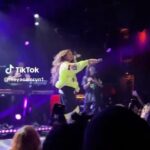 Tori Kelly Instagram - on the road soon🗺️ what do u wanna hear?! ♡