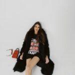 Dilan Çiçek Deniz Instagram - Rug dealer 🥀