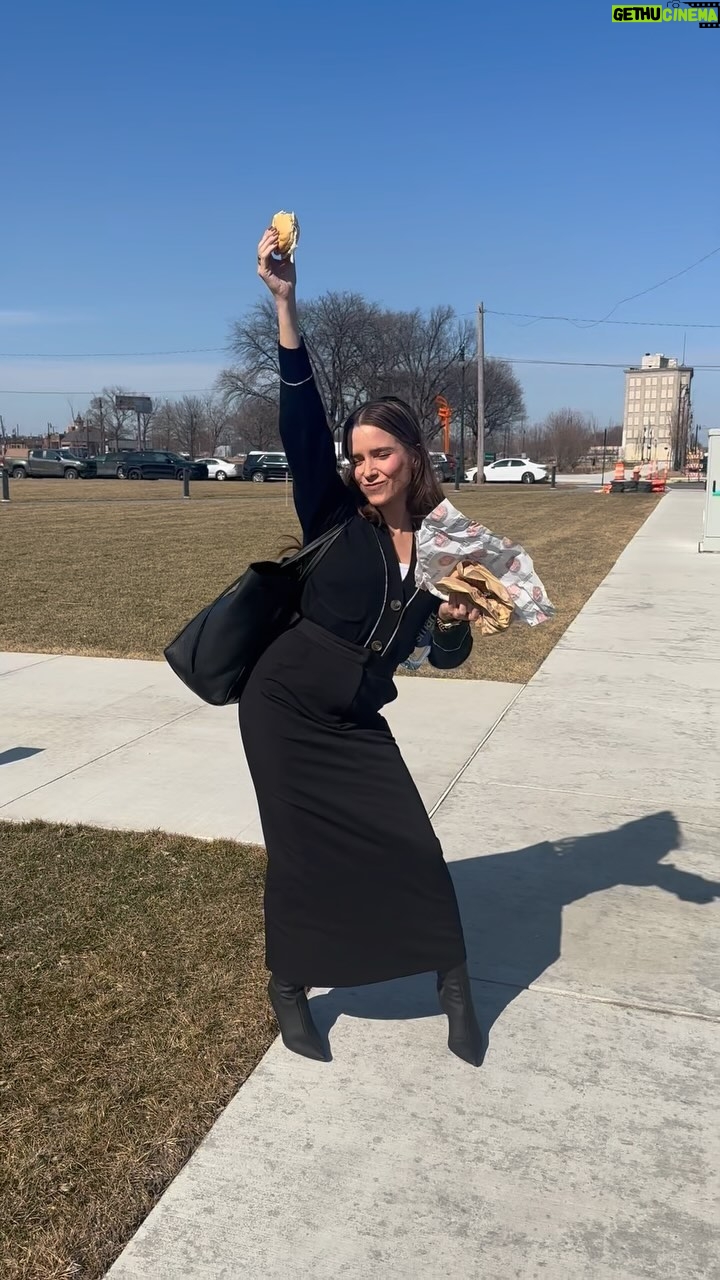 Sophia Bush Instagram - “I am who I am, no excuses.” And who I am is a woman that shows up to a four hour board meeting in Detroit, fresh off the plane, with a Jersey Mike’s #7 (no cheese) in hand. And a Mary Poppins bag with my 59 page brief filled with graphs, two chocolate bars, a bag of pretzels, a bag of popcorn, Listerine strips, and not one but two packets of crunchy chickpeas because the potential of being stranded in an airport delay with no snacks panics a camp counselor.
Crushed the meeting. Big things coming with @nialauryn @unionheritage in our favorite midwestern city.
And no, this isn’t a @jerseymikes ad for the folks who will think it is. But guys? I’ve loved you for almost 20 years and here we are.