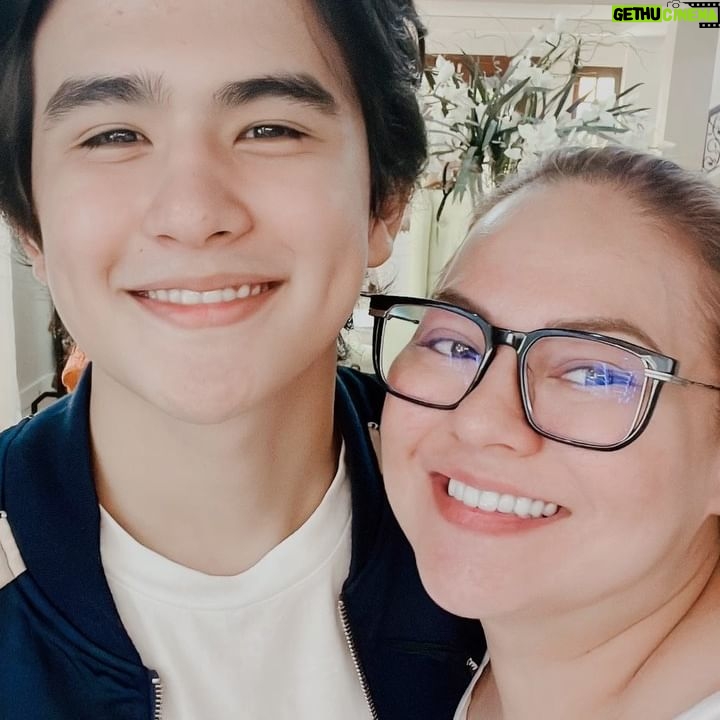 Karla Estrada Instagram - Happiest Birthday pamangkin! @salvador_ashtonnn
Enjoy your youth kse mabilis lang dadaan ang buhay. Gawin mong makabuluhan ang kabataan mo . Abutin mo ang mga pangarap mo, kasama mo kami at hindi ka namin papabayaan hangang sa makuha mo ang nakatakda na para sayo lalo na sa karera mo.🥰 we love you ton, maligayang kaarawan sayo nak!
#20