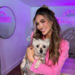 Chrishell Stause Instagram - It’s Wednesday, AND my favorite color. What did you expect? 😉💕🎀

#onwednesdayswewearpink