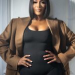 Cynthia Bailey Instagram - “stay focused on your happy place. that’s where you want to live.”🤎

#selflove 
#loveera 
#cynthiabailey 
#staythecourse 
#godswill 

Man’s World
Posing 101
@cynthiabailey   @mrdblanks
📸: @j.paschalphoto
Direction and edited by @mrdblanks
Styling and clothing by @dedrickhhthomas for @hideokibespoke
@makeup and grooming @jlamarbeauty
Hair by @kmhwigdesigners
Production assistant @frenchkiss4you @j.paschalphoto
#contentking #cynthiabailey #derekblanks #hideoki #mensfashion