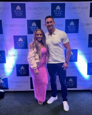 Amanda Saccomanno Instagram - Quick weekend trip to our favorite place 🥰 @bahamarresorts 🏝️😎

@rosewoodbahamar