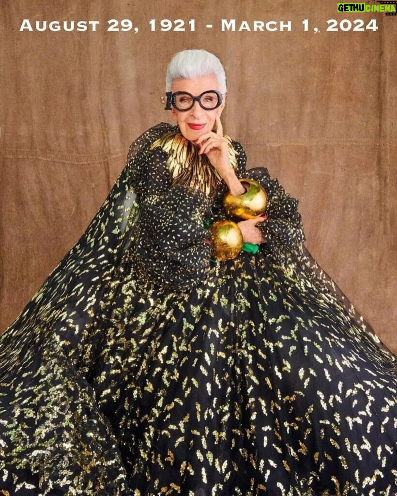 Kate Walsh Instagram - THIS gal. Such an inspiration. I had the great pleasure of watching her documentary…and wearing her sunglasses. And passing her story on to others, including my 90 year old mother. What a LIFE. 💥💥💥QUEEN Posted @withregram • @pagesix The iconic #IrisApfel has died. 💔 She was 102. Her Instagram page announced the news Friday with a picture of Apfel smiling at the camera while posing in a black and gold gown. Her staple black glasses, red lips and nails completed the look. Get all the details at the link in our bio. 📸:Instagram
