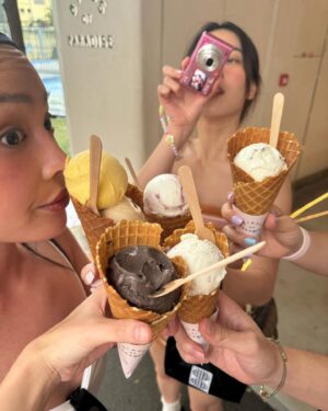 Violette Wautier Instagram - Singapore la 👋🇸🇬