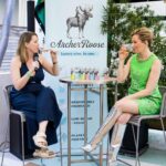 Elizabeth Banks Instagram - A weekend in Miami with @archerroosewines 💚 I had SUCH a blast serving up some cans at @sobewff with our founder and CEO @mariankleitner. Thank you to everyone who stopped by our booth and happy hour to taste the wines and say hello. We loved meeting all of you and can’t wait for next year! #sobewff