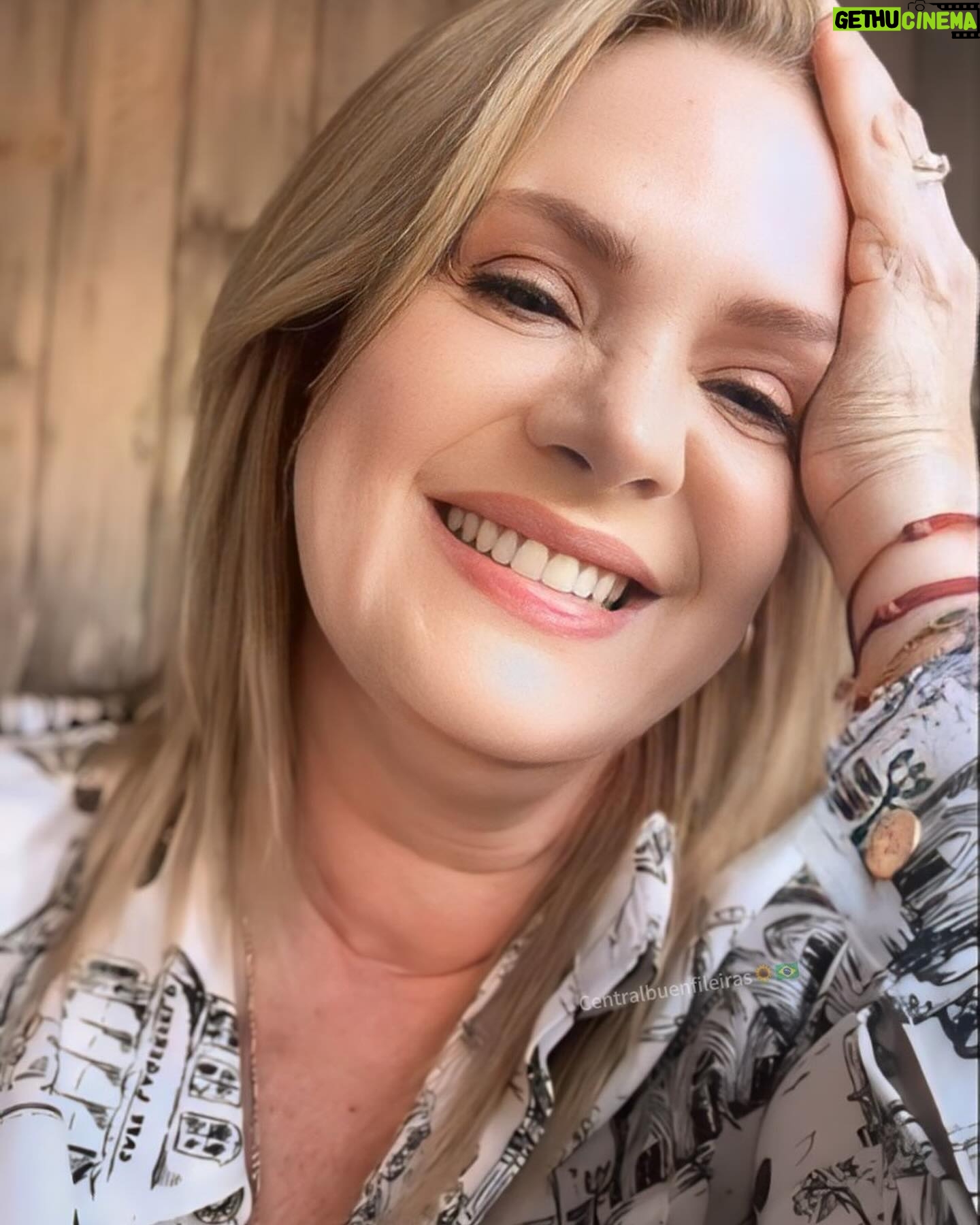 Erika Buenfil Instagram - Que nada te detenga 💜 #diainteenacionaldelamujer