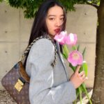 Kōki Instagram - OOTD 🌷💗💄

優しい色のチューリップ☺️

Merci @louisvuitton