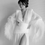 Chanel Iman Instagram - Wedding ready 👰🏽‍♀️ Vogue exclusive in bio 💎 @corbingurkin @vogueweddings  @zuhairmuradprivate  @bronxandbanco @monicarosestyle  @katie_macpherson_yachtcharters @kbellesdesign @joshgoodencinema @iycyachts @nataliedebanco @xisleboatcharters @brilliantearth