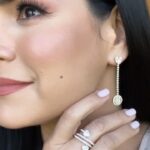 Scarlet Ortiz Instagram – Aquí las joyas que he estado usando de  @c4gjewelers vean la belleza y tienen tantas piezas hermosas para ellas y ellos!!! Tienen financiamiento 🙌🏻 oro de 10, 14 y 18 quilates, relojes, rosarios, cadenas del grosor que quieras, dijes, aretes, pulseras, gargantillas… etc Donde están? Ya abrieron sus puertas en el Doral 🙌🏻🥳 así que ve a comprar el regalo perfecto para cumpleaños, bautizo, compromiso… o un capricho 🥰💎 #c4gjewelers #joyas #diamantes #jewelry #doral #doral