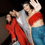 Esmeralda Pimentel Instagram - UN BUEN DIVORCIO a partir del 1 de marzo por @vix 

No saben la belleza y el orgullo que es ser parte de esta historia y de este equipo. 

Gracias @claudiaalvarezo @gustavoegelhaaf por ser los compañeros más generosos y divertidos. A mi querido @billyrovzar por ser el mejor capitán y por crear una historia llena de alma, a mi @ponchuspineda por ser brújula, amigo y guía en el set, a @jero_rod por tu arte en la cámara, @ericasanchezsu @thelemonstudios @elrovzar por hacer que este sueño fuera posible. @vix @vgratteri @carlagomez_prod por ser la casita de esta historia.
A todo el equipo, delante y detrás de cámaras por llenar el set de alma, talento, compañerismo, generosidad, risas.

Pelito: @ernestovargas_hair