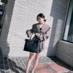 Park Ji-hu Instagram - @prada #PradaBuckle 💼📸