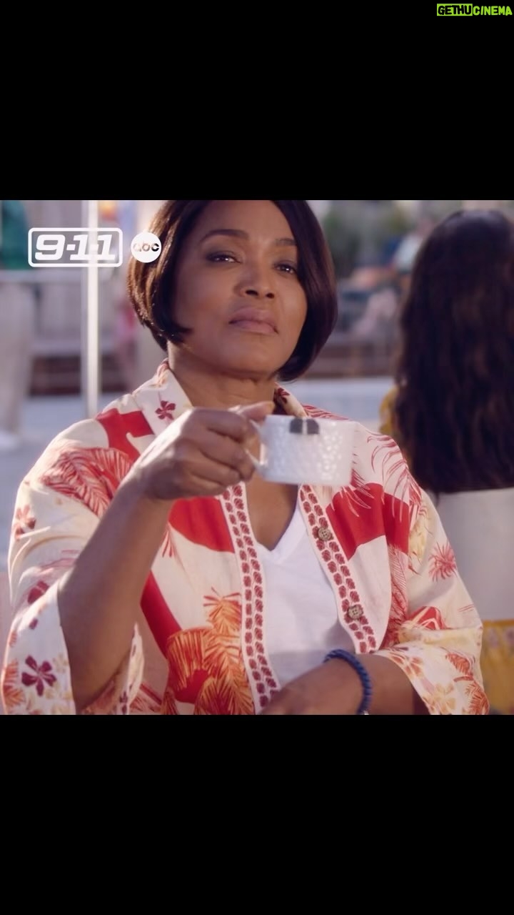 Angela Bassett Instagram - Hey Everybody you good? Ready to dive into the action? 🌊🛳️ Watch the 9-1-1 Official Trailer now and don’t miss the March 14 premiere on ABC. Stream on Hulu. #911onABC @911onABC