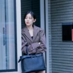 Park Ji-hu Instagram - @prada #PradaBuckle 💼📸