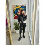 Paula Echevarría Instagram – 1 de marzo, no has estado nada mal 🫶🏼
1. Foto espejo
2. Las primeras en llegar
3. La ocasion merecia brindar con vino 🍷. Las 6 juntas a la vez por fin!
4. Aunque se nos haya olvidado hacer la foto antes de que la Teno tuviera que irse 😅
5. Vicio
6. Más vicio aún 🫠
7. Estrena estantería y le encanta ☺️