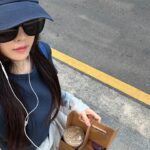 Hyomin Instagram - 날 좋을 때 부지런히 걷기..🏃🏻‍♀️