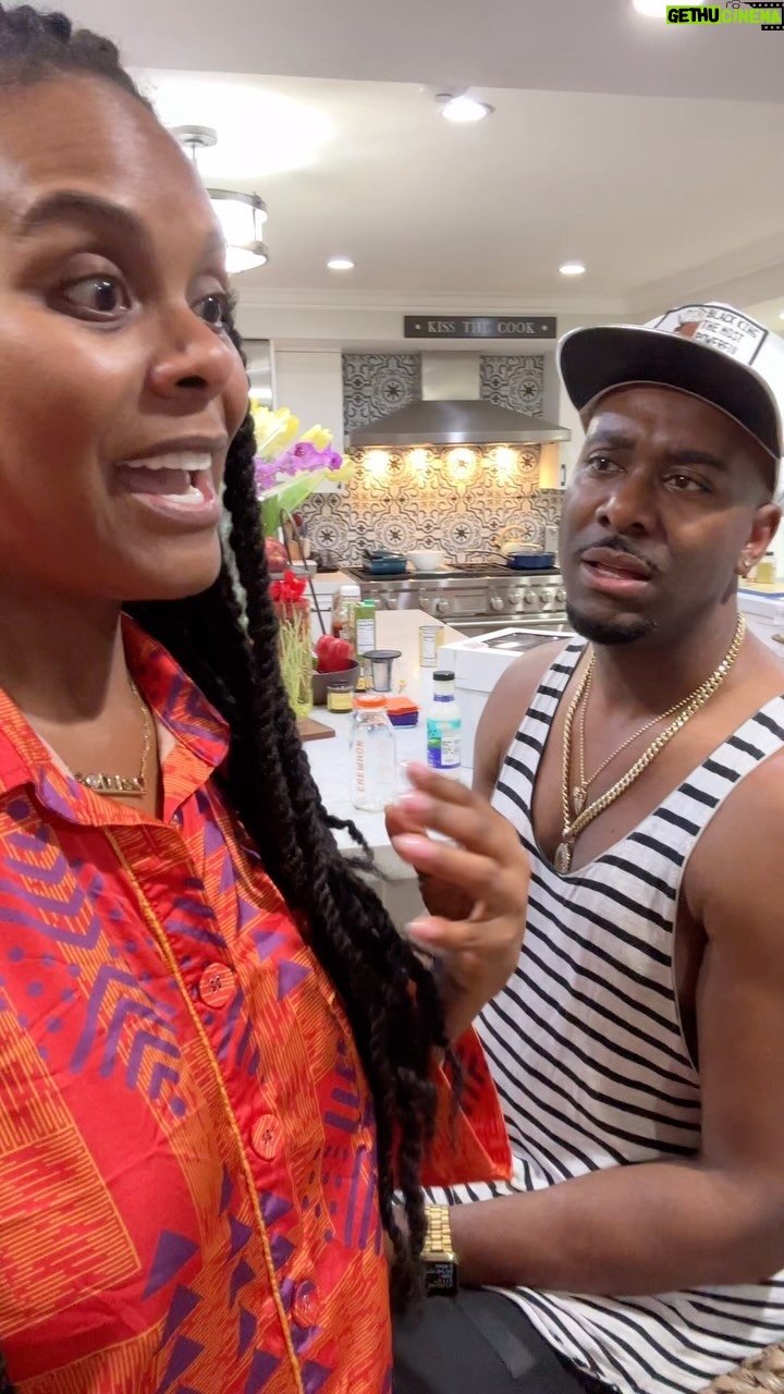 Tabitha Brown - 58K Likes - Anybody else grew up like this or is it just a NC thang?? My granddaddy always stopped our nose bleeds with keys on our necksโฆ ๐คท๐พโโ๏ธ. #nosebleeds #countrylife