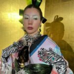 Riisa Naka Instagram - 🎎♥️🍑🌸💕🪭

@aedam_furisode
@rumirockstore
@kimonobynadeshiko
@tanakadaisuke_official
@harumi_showroom
@pameopose
@sui_tokyo
@yoshikokajitani
@citronbijoux
@_tokyo_bopper_
@antipulltab

hair and make @sakiemiura 
styling @endorika