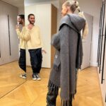 Caro Daur Instagram - Anzeige // if you’re looking for me I’m snuggled in my @loewe