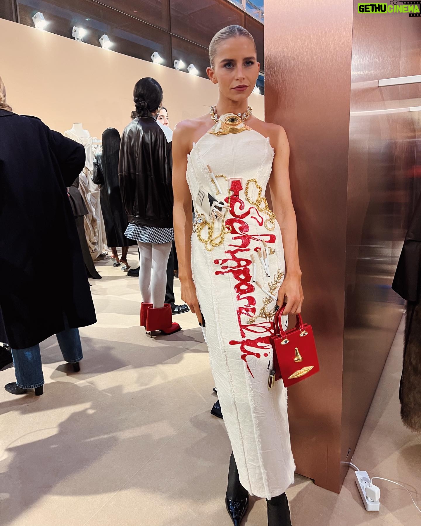 Caro Daur Instagram - …truly honored to be in the committee of 68 @lvmhprize experts once again 🥹🫶🏻 had the finest time meeting the 20 semi-finalists and the hardest time selecting only 8 of them for the finals!