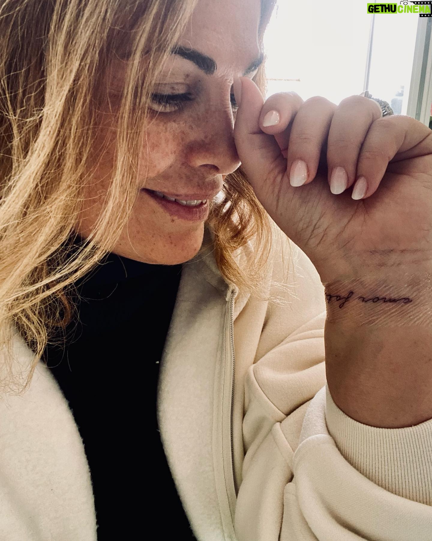 Vanessa Incontrada Instagram - Amor fati 🫶🫶 #tatuaggio @frevertattooing #amor fati