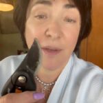 Lolita Milyavskaya Instagram - Тут главное - остановиться вовремя 🧚‍♀️✌️⁣⁣⠀
⁣⁣⠀
P.S. или возвращайте меня на работу, или я перейду на улицу стричь всё, что, на мой взгляд, нуждается в симметрии 😂😂☝️