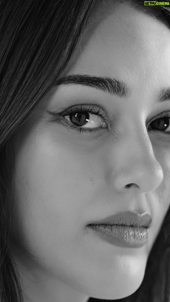 Dilan Çiçek Deniz Instagram - Cumhuriyetimizin 100. yılını kutlarken, kadınlarımızın yollarında rahat rahat ilerlemeleri için önlerindeki tüm engelleri birlikte kaldıralım. Çünkü biliyoruz ki; Kadın Demek #İlerlemekDemek
@burakyamanturk , @burakyoruks , @ecemcalhan , @fundaery , @hafsanur.sancaktutan , @hilalaltinbilek , @kalbenben , @kubilayakaa , @mina.derman , @nazli.bulum , @nurgulyesilcayy , @ozgecangurelofficial , @sanembabi , @sedefavci_ , @barantaha , @yaseminkayallen , @yagizcankonyali , @bilalyigitkocaak