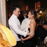 Paula Echevarría Instagram – Ayer mi amiga @tachabeauty organizó una cena en Madrid y por supuesto, no me la quería perder!!!
El sitio, una maravilla, el Atelier de mi amigo @ramonfreixa que no os puedo explicar lo rico que estaba todo!!!! 
La decoración, las cremitas de @medik8_es.. pero lo mejor estar rodeada de tanta gente con la que me lo paso genial! Gracias Nat y Carlos por ser los anfitriones perfectos! Os queremos! ♥️

Mi look:
Vestido @victoria_cimadevilla vía @valytyplace 
Sandalias @jimmychoo 
Pendientes @fetichesuances 
Makeup &hair by me 🙋🏻‍♀️

Gracias a @pepinomarino por los fotones!!!! 💥